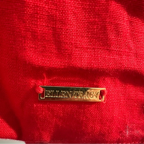 Ellen Tracy womens red Linen cold shoulder short sleeve blouse size Large. - Picture 6 of 8